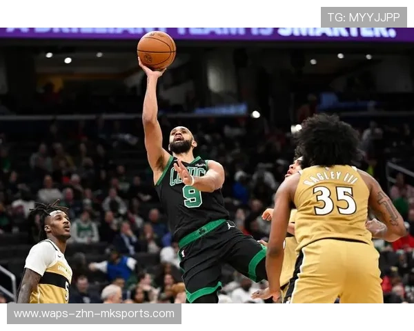 凯尔特人强硬卡位，篮板一把抓